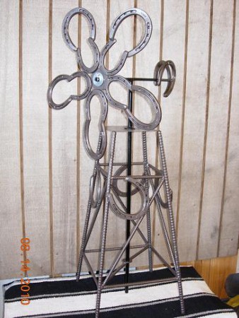 2' Horseshoe Windmill